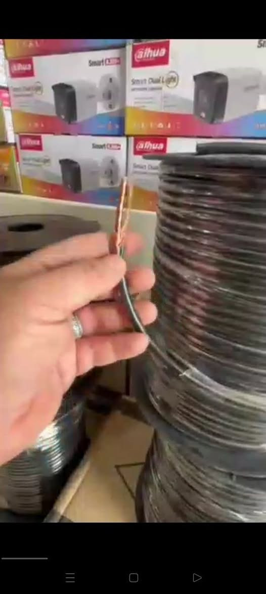 🚨 وصلت وجبة جديدة – كيبل Kig MH دبل جاكيت 🚨
📌 المواصفات الدقيقة:
✅ طول الكيبل: 100 متر
✅ نوع الكيبل: Kig MH – دبل جاكيت – CAT6
✅ تسليح مزدوج لتحمل الضغط والشد
✅ جودة عالية وحماية ممتازة للإشارة
✅ مناسب للاستخدام على الأبراج والكامرات
💥 مثالي للشبكات، البنية التحتية، والمشاريع الكبيرة والصغيرة
🎯 نقل بيانات ثابت وسلس
🚚 توصيل متوفر لكل المحافظات
📩 للحجز والاستفسار مراسلة الصفحة
السعر30الف🥰🥰🥰


**إذا كنت صاحب هذا الإعلان وتريد حذفه لأي سبب، رجاءا أرسل رسالة إلى الدعم الفني**