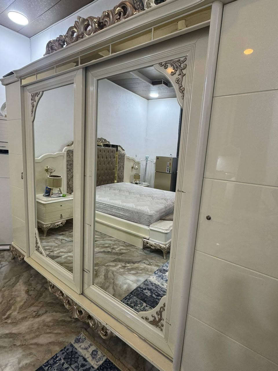 غرفه تحفه من هوم سنتر 6قطع مكان الحله للتواصل ***********
