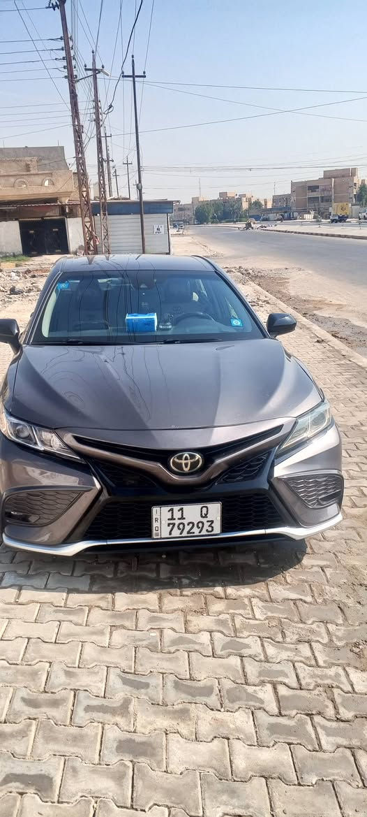 كامري موديل ٢٢وارد امريكي سياره مابيها اي نقص حادثها جاملغ وبنيد وبيها ثلاث قطع كلير من امريكا ماشيه ١٠٦ السعر ١٥٥ورقه للاستفسار لاتصال على رقم ***********
