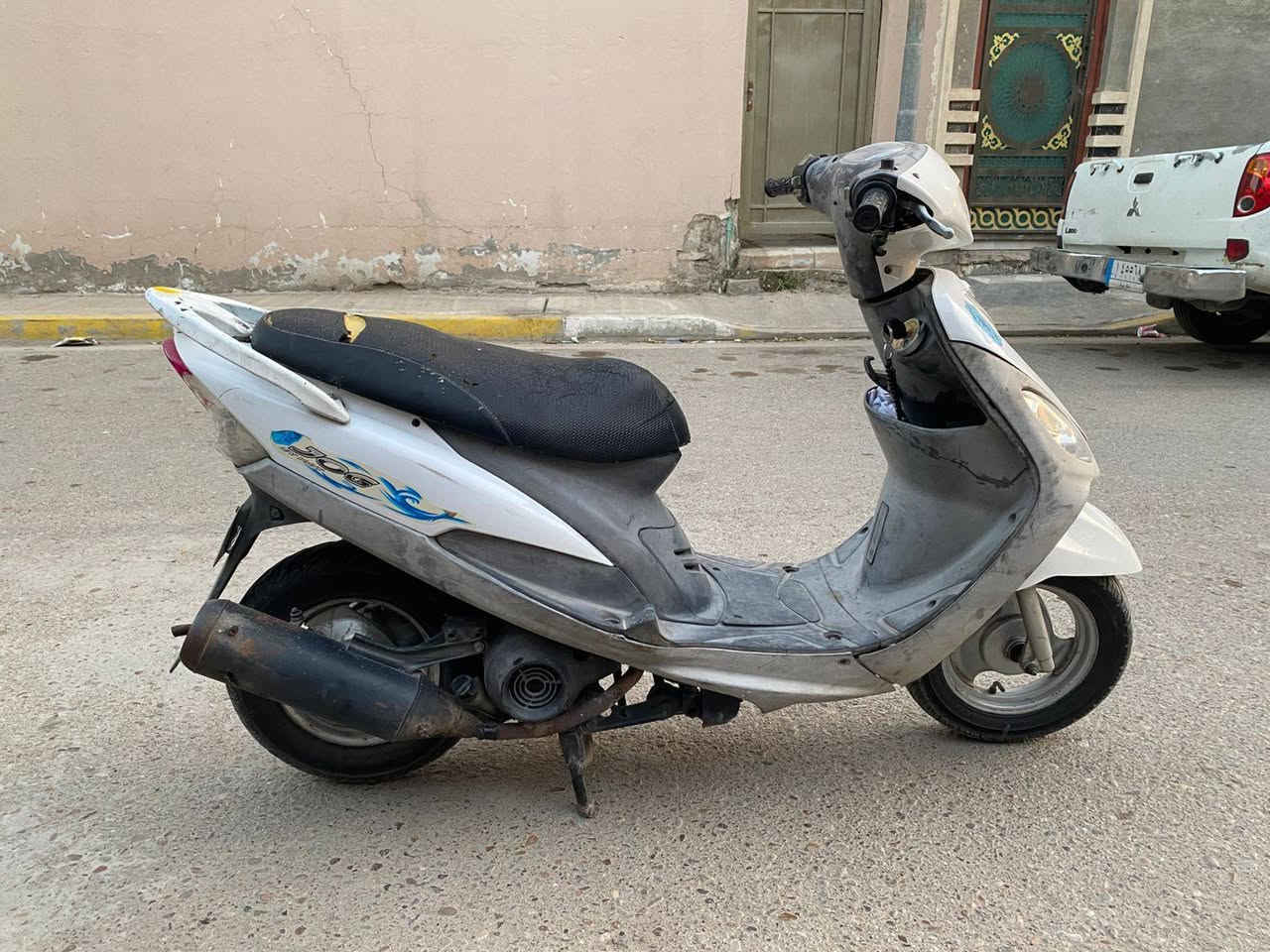 سلام عليكم اخون دراجه ماكس منغولي بلاديه الدراجه شغاله من كلشي وكهربائيات شغاله الدراجه نقصه باتري وكلجات تعبانه فقط غير هذني مابيه السعر 550 وبيها مجال ***********
