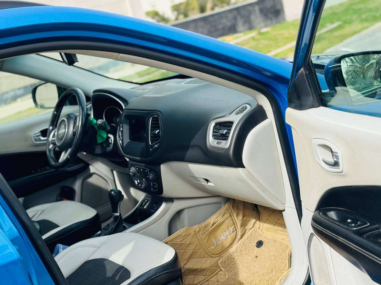 جيب كامباس موديل 2019سعر 126 قابل التفاوض الون مميز  وارد امريكي حادثه بنيد فقط والباقي مكفول كفاله عامه من صبق وضربه وتبديل   فول مواصفات واحد على واحد بني رامه بصمه بصمه ابواب شاشه كامره تحكم  ستيرن دواخل بيجي محرك وكير مكفولات  محرك 2400 رقم بابل نكليزي حداديه جديده تخم تاير جديد تبريد ثلج ماشيه 75 مكان السياره كربلاء المقدسة ***********
