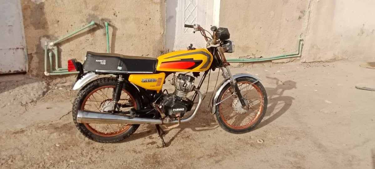 للبيع ادوات ماعرف بيهن مسلسله ومقفوله سعر 250 وبيها مجال زبير ***********

