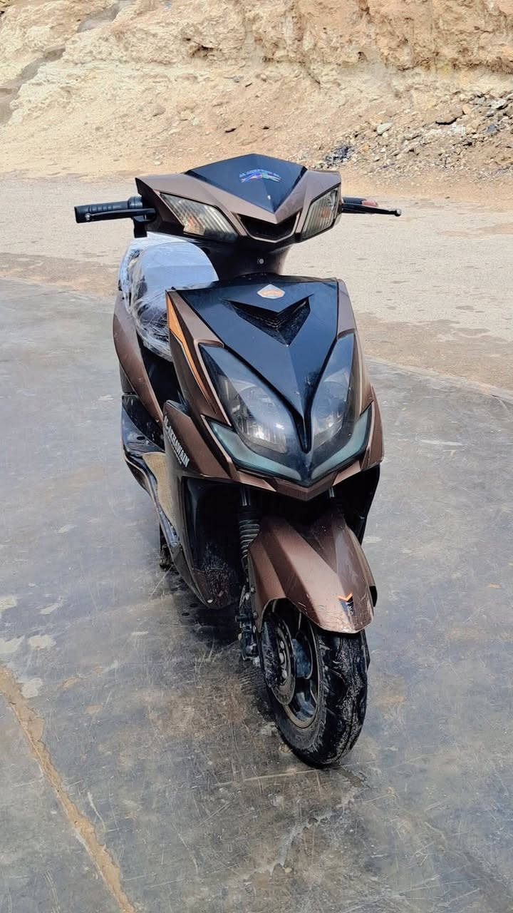 ماطور شحن للبيع بطاريات جديد على الفحص كهربائيات كلها شغاله السعر 450 وبي مجال والاستفسار على هذا الرقم 
*********** وبي واتساب
