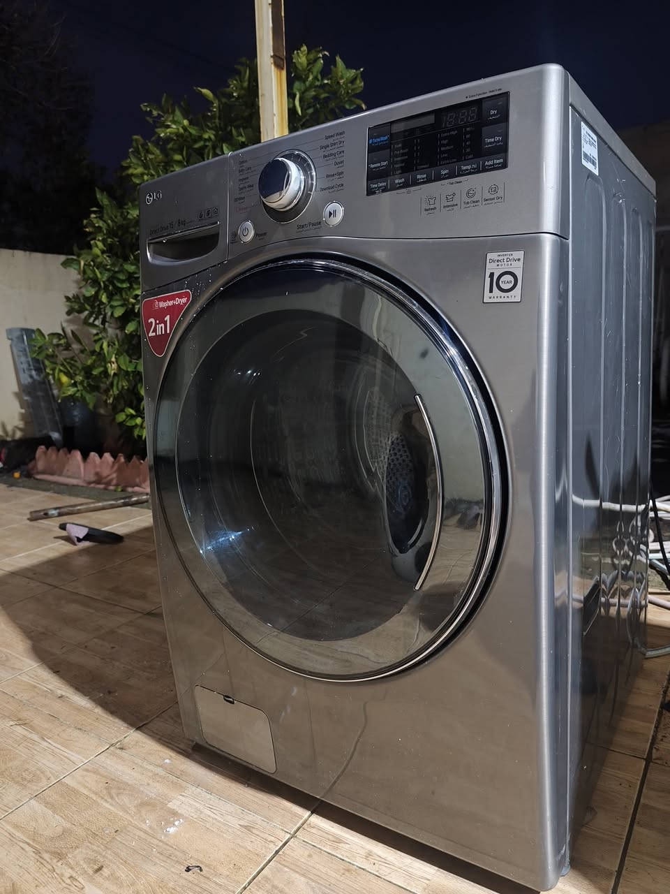 السلام عليكم ورحمه الله وبركاته 
للبيع غساله الجي فوول مواصفات حجم 15كيلو +8كيلو ادراير الغساله جدا جدا نظيفه السعر 450دولار سعر الجديده مالتها 12ورقه موجوده بالشركة مقابيل حديقه بارك ازادي الي حاب يستفسر عليها 
*********** واتساب
***********واتساب
