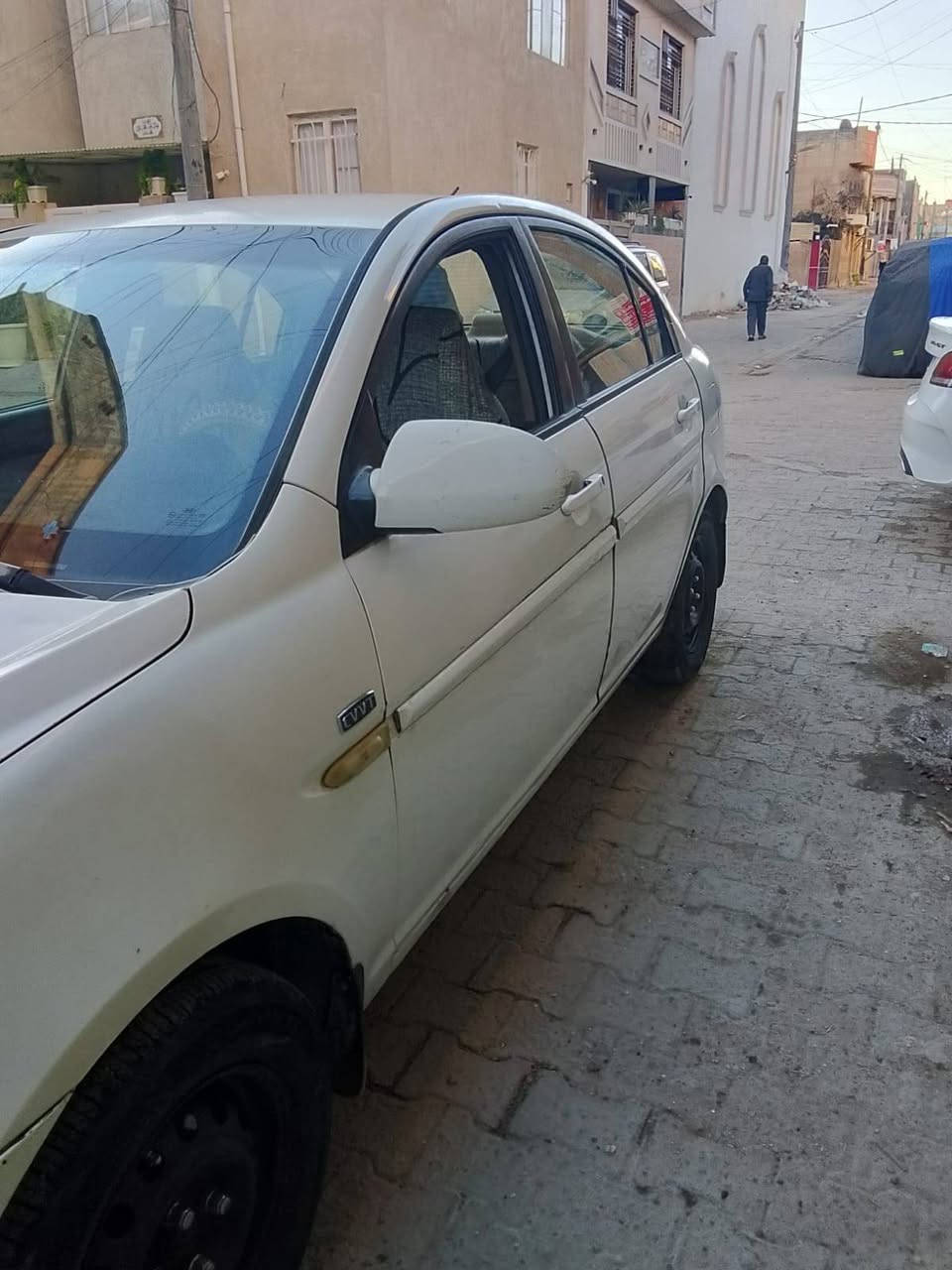 اكسنت للبيع ٢٠٠٩ وارد خليجي محرك ١٦٠٠ السعر ب٨٣ وبيها مجال العنوان بغداد/الحرية للاستفسار ***********
