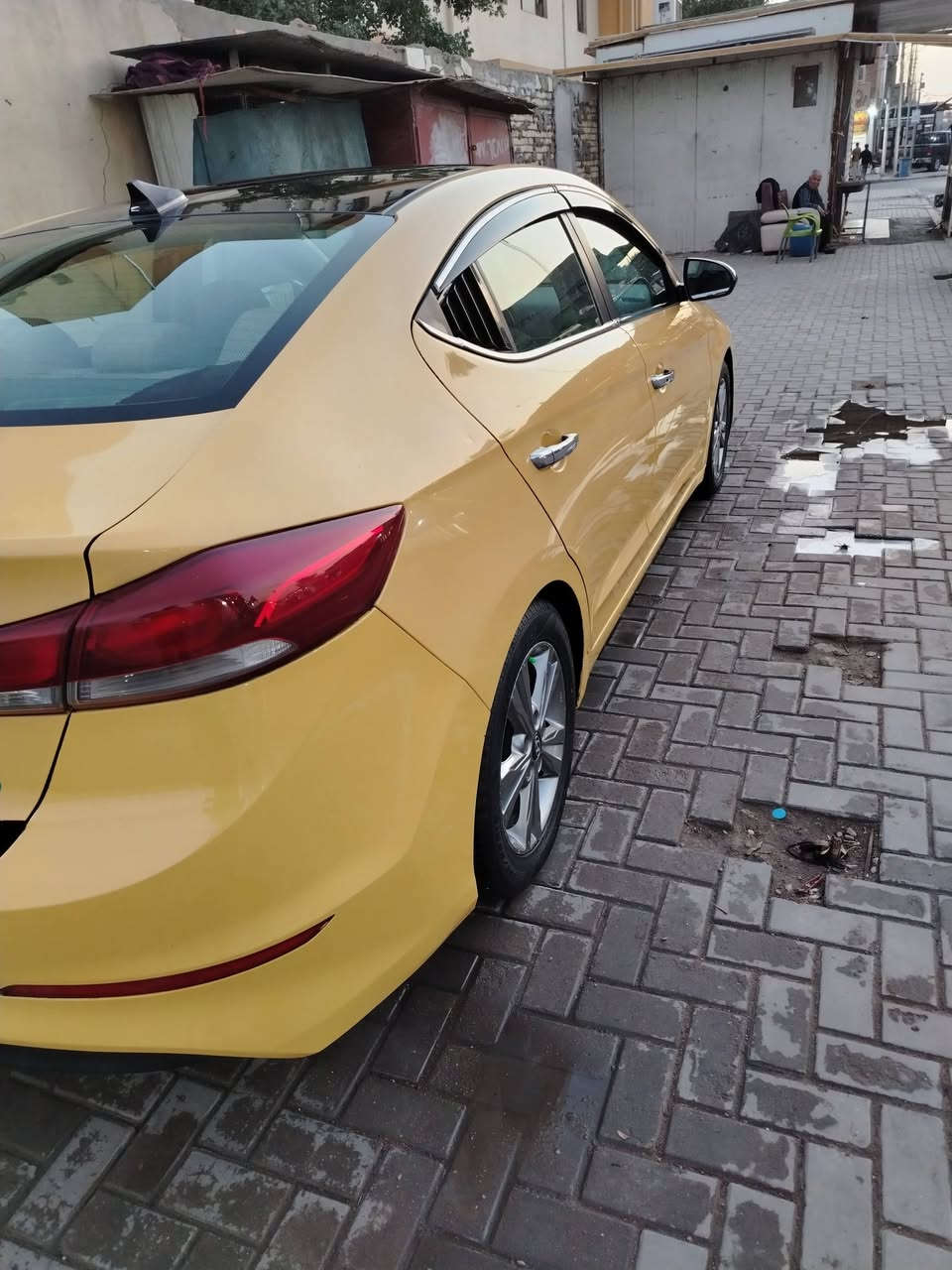 السلام عليكم 🌹
النتره موديل 2017 وارد أمريكي فول مواصفات 1/1 حادث بسيط  قبغ جنطة فقط بدون ايرباك السياره جاهزه وخير من الله باسمي تحويل ثاني يوم رقم بغداد مكاني بغداد اي استفسار اني حاضر اخوتي ***********
