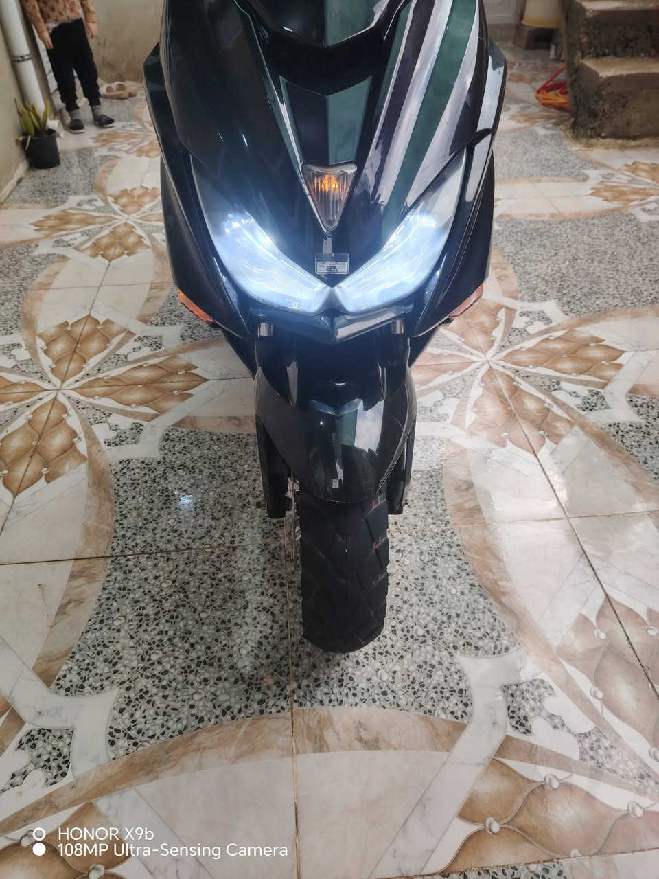 سلام عليكم
متاح دراجه ان ماكس كوري باب اول 

محرك وقبغ هندر شرط ما مفتوح جيب وياك 

عشره فيتريه وتعال جيك نكره سلف تشغيل 

عن بعد جهاز انذار  وايرمنيه كلها شغال 

تحركه معدل 🔥 دراجه واحد على واحد 

ما تصرف على ربع غير دهن وبانزين 

سعر 900 وبي مجال الطيبين 

مكاني كوكجلي شراي تعال خاص 

يذا مو شراي اعبر منشور كلشي تلكه بسوك


**إذا كنت صاحب هذا الإعلان وتريد حذفه لأي سبب، رجاءا أرسل رسالة إلى الدعم الفني**