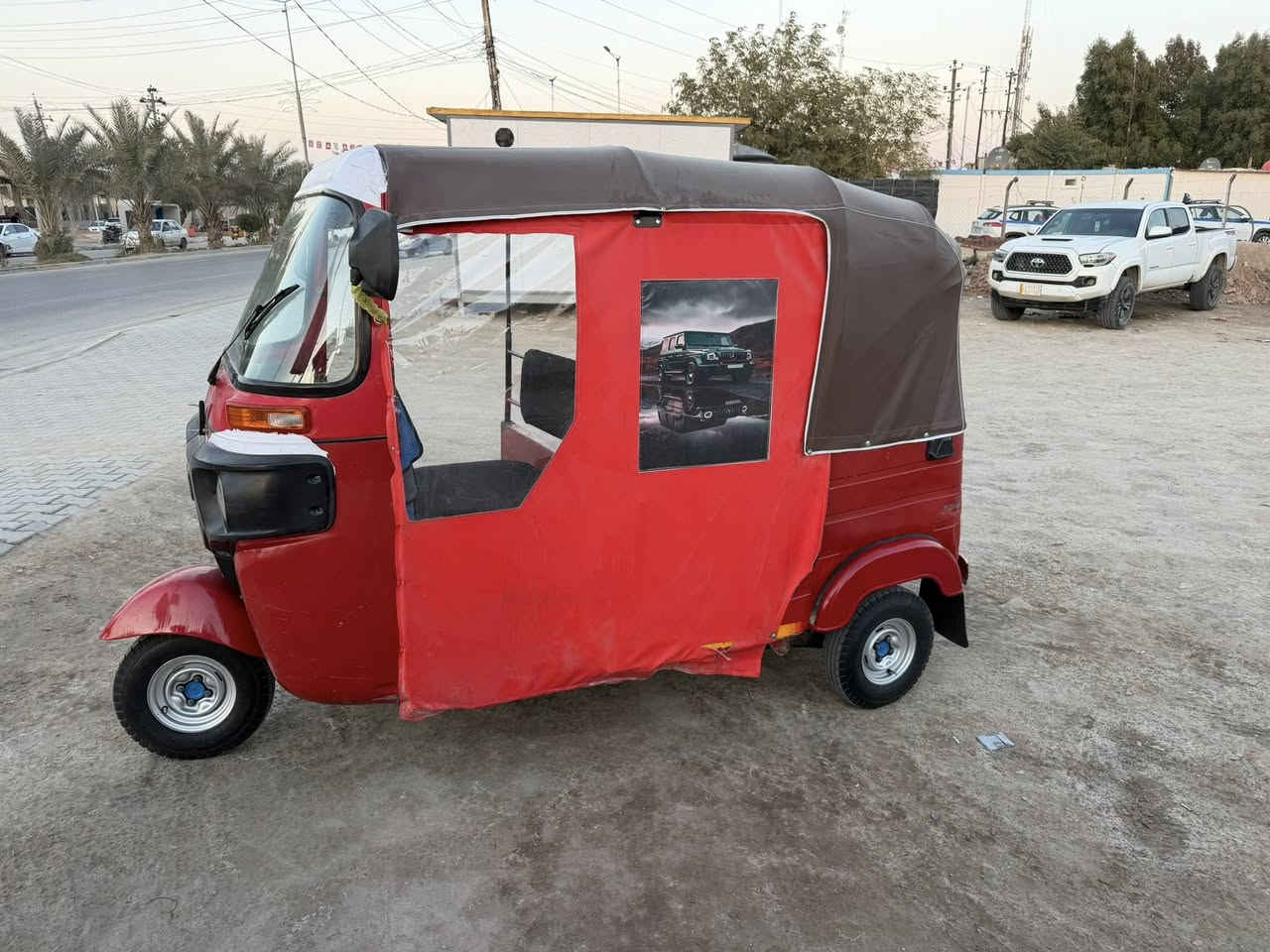 السلام عليكم تكتك 2018 التكتك ما نقصها شي كلش نضيفه مكاني الحر التكتك (أوراق )  *********** متواجد بس اتصال اتصل وبيك خير وادلل السعر ٤ ملايين قفل
