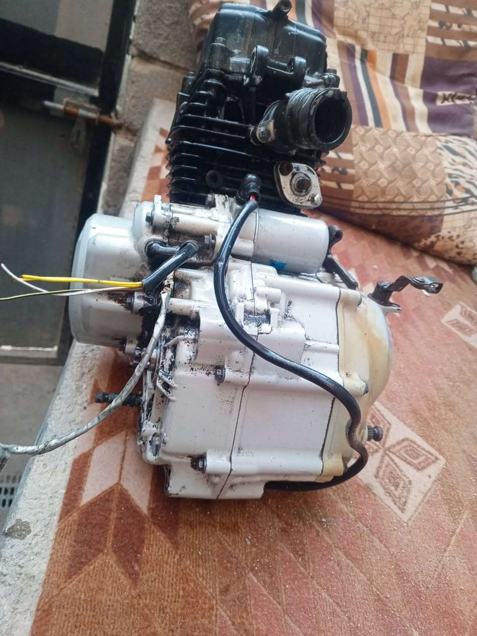 محرك بوكسر للبيع ابيع كوم حديد وياه كابريته بلاديه١٥٠قفل مكاني بصرم ***********
