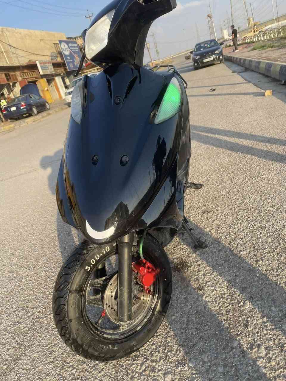 ادرس قديم للبيع الدراجه مكينه ممفتوح الدراجه خير من الله محور كابريتر السعر ٤٥٠ وبيها مجال دراجه كامله كل نقص مابيها العنوان كوت الرقم ‭٠٧٧٦ ٣٦٤ ٦٩٣٧‬او مراوس ب ماكس او بوليس
