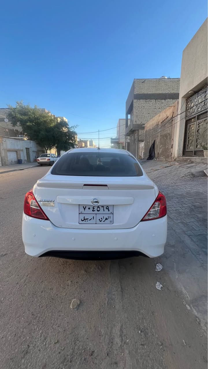 صني هندي موديل 2022
سنوية لنهاية ال27 
كفاله عامه لابارد لاصبغ لاتبديل 
نظيفه جدا استخدام قليل ماشيه 58 الف 
شاشه +كامرا +حساس 
وكاله او تحويل ماكو مشكله 
سعرها 117 مجال بسيط 
المكان :النجف الاشرف 
*********** النجف, العراق
