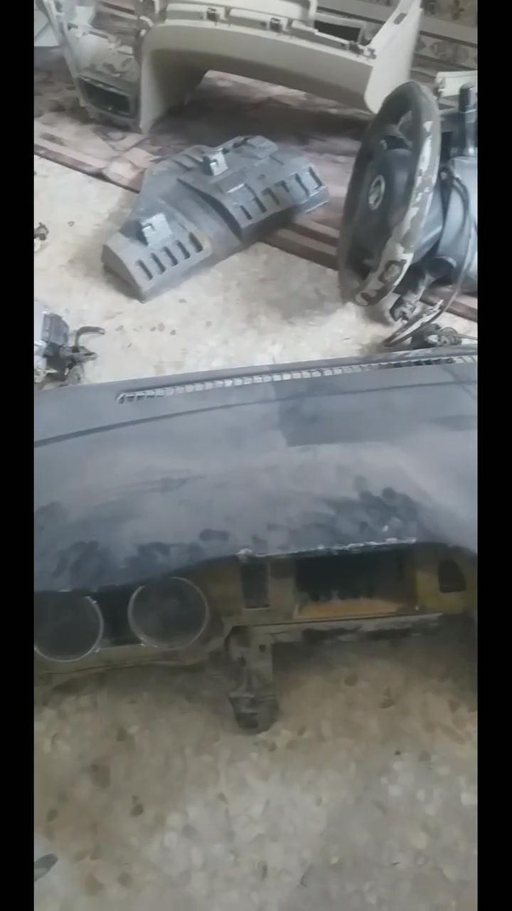 سلام عليكم غراض فولكس للبيع غراض الاتصال على الرقم ***********
