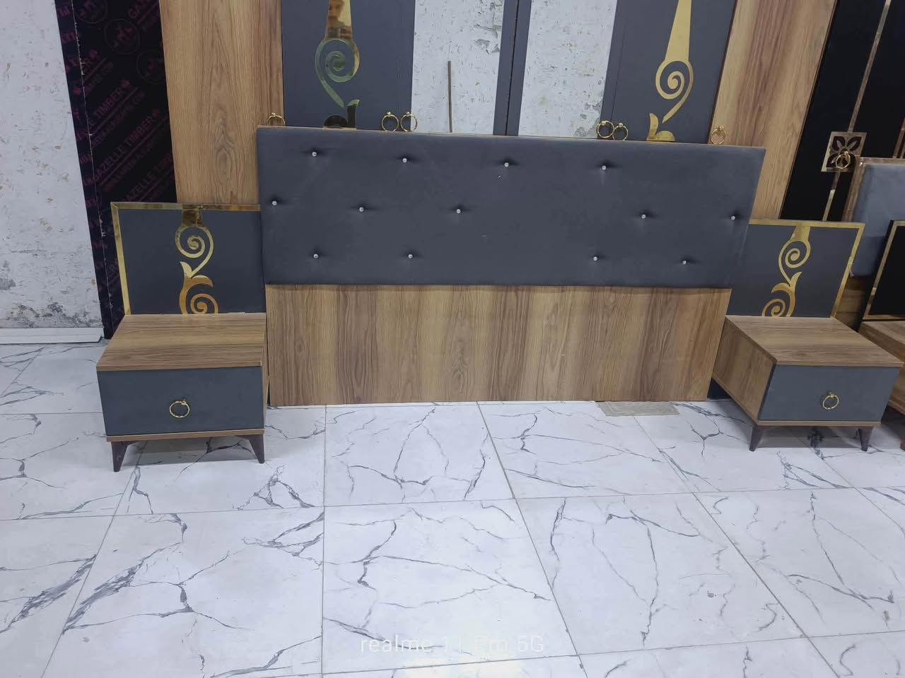 غرفة نوم تركي مستخدم😍💥 
 نضافة95💯
عدد القطع / 5
نضام / ابواب 🦋✨
سعر / 475🤍✨
شد ونقل داخل بغداد مجاني🛻
يوجود توصيل محافضات


**إذا كنت صاحب هذا الإعلان وتريد حذفه لأي سبب، رجاءا أرسل رسالة إلى الدعم الفني**