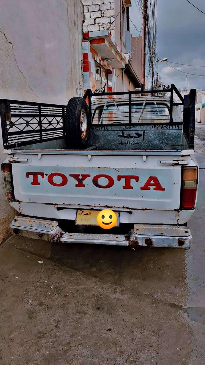 السلام وعليكم  بيكم 1980 رجائن اقراء المنشور زين وانتصل او راسل  بلخدمه اني.. كير محرك اكسل بلادي صدر نص عمر شواصي سليمات تدفها شغاله رقم صدامي  البيكم من الشركه يمنه شرط الكتلوك مالته موجود من الشركه على اسم جدي فقط بس (جدي متوفي)الله يرحمه   كاربون بانزين بي. السعر22(وبيها مجال) الرقم *********** المكان موصل كفاله عشائر وحكومه بييع بدون تحويل
