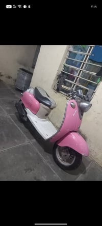 دراجة كلاسك فحل للبيع شغالة وكامله سلف وهندر مكاني بغداد الشعب ٠٧٧٥٠٦٠...