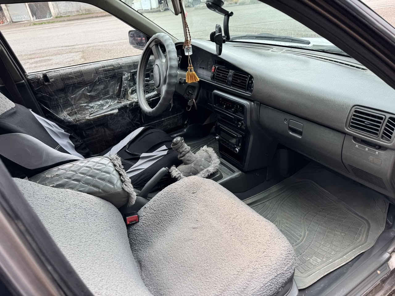 بەناوی خوا
فرۆشتن 
مازدا هەشتوو بەمۆدێل ۱۹۹۱
ڕەنگ نەوتی
ڕەقەم سلێمانی سەنەوی بەسەر چووە
بۆیاخی نییە 
دەعمی نییە Singapore


**إذا كنت صاحب هذا الإعلان وتريد حذفه لأي سبب، رجاءا أرسل رسالة إلى الدعم الفني**