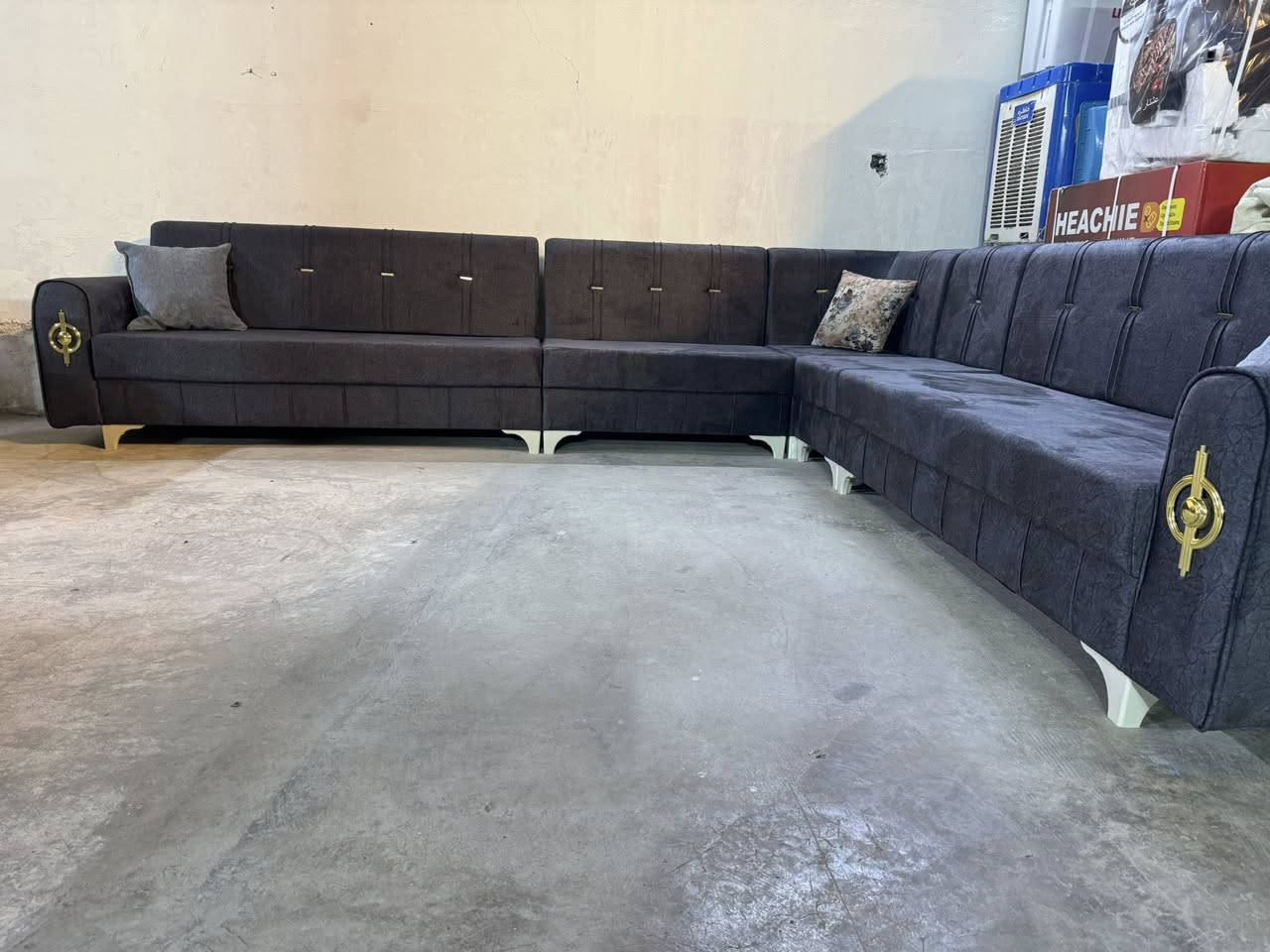 مجموعه اغراض منزليه للبيع بأسعار مناسبه للاستفسار  *********** يوجد توصيل
عنوانه /سليمانيه بكرجو شارع عوال مقابيل حديقه كوستجم او مدرسه شنيار للبنات (معرض حذيفه)
