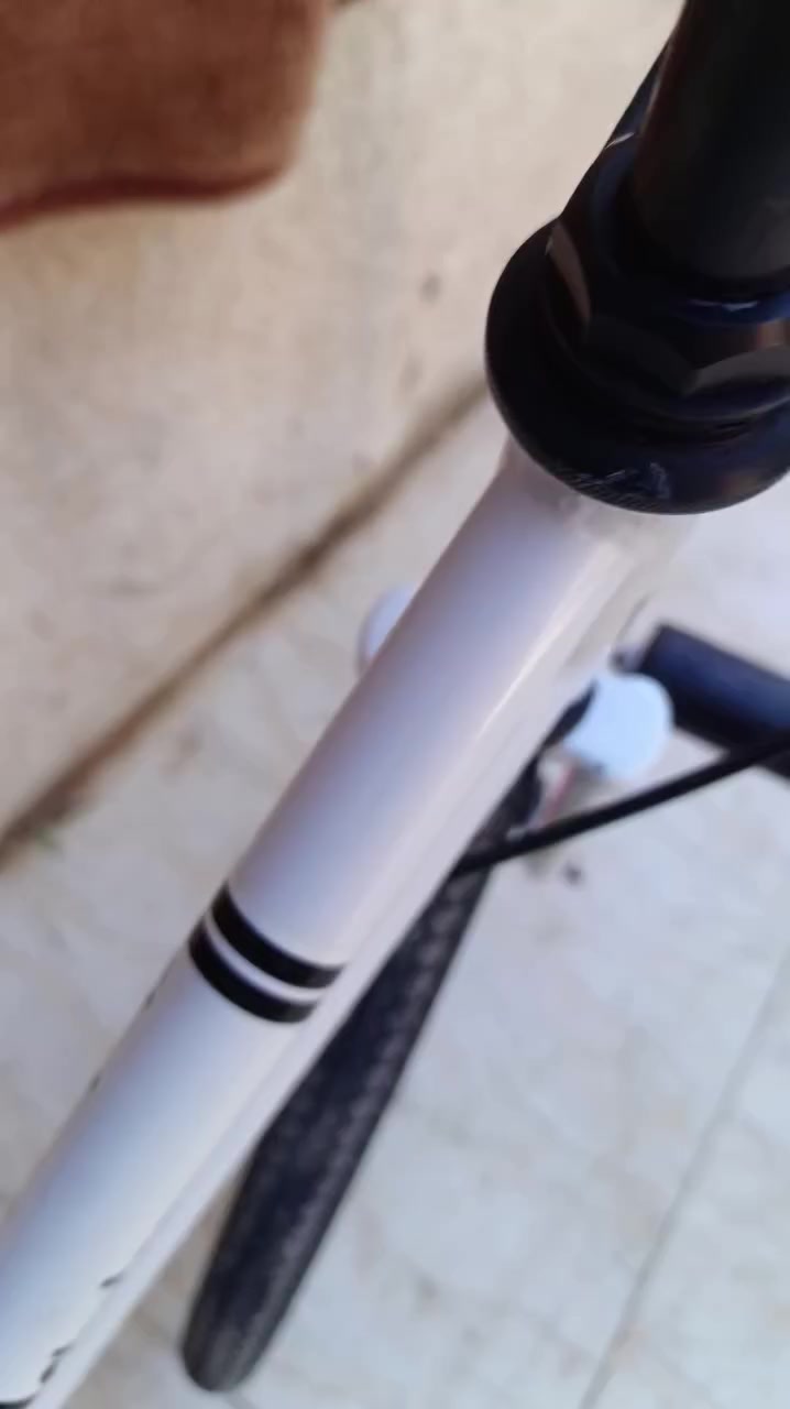 سلام عليكم شباب بيسكل للبيع موديل2022بيسكل كفاله غراضه شلع موجودات السعر ب145وبي مجال المكان الحولي الاف دار


**إذا كنت صاحب هذا الإعلان وتريد حذفه لأي سبب، رجاءا أرسل رسالة إلى الدعم الفني**