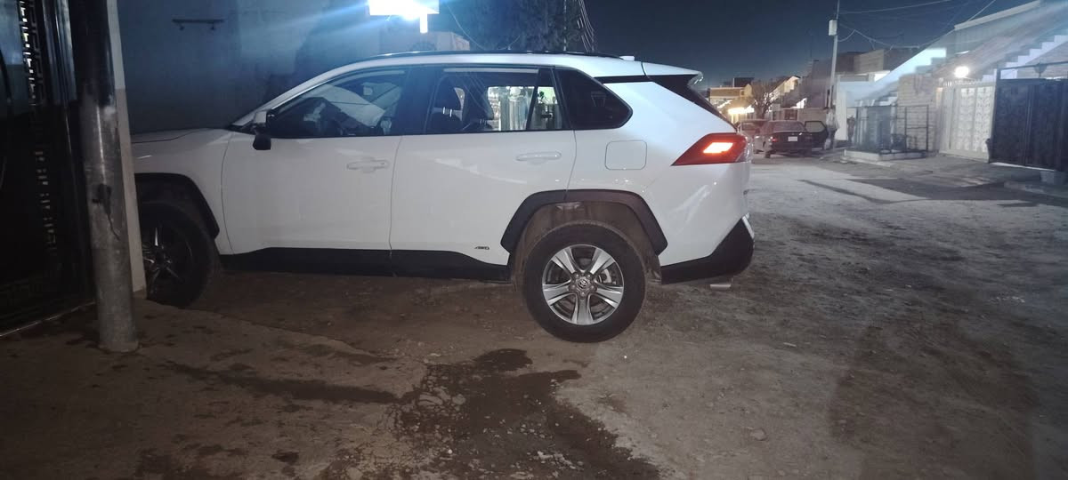 راف فور هايبرد موديل ٢٠٢٤ رقم بغداد جديد تحويل مباشر وارد أمريكي ضرر تبديل جاملغ أيسر وبنيد مواصفات تشغيل بصمه بوب اماميه بصمه كامره دواره رادارات جانبيه وخلفيه تحديد مسار مثبت سرعه سياره هند بريك بصمه  مكان السياره سليمانيه و فلوجه  ***********/ *********** السعر 230 وبيه مجال الطيبين

