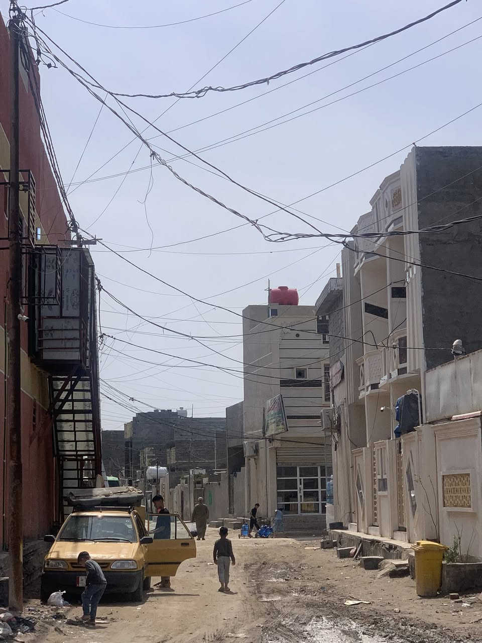 بيت للبيع مساحه 100متره قيد الانشاء تسليم مفتاح بيت طابيقين 3الغراف نام سعره 80قفل ***********
