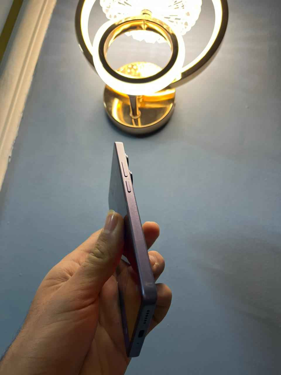 بوكو  اف 6 برو ءاكرة 512 عشواية 12+6 يشغل ببجي 90 فريم جهاز نضيف بلادي مابي اي خلل بس الجامة مال الكامرة الولة مكسورة  ملحقاتة كاملة للبيع او مراوس السعر 170 بغداد الشعلة الخطيب ***********
*********** بغداد, العراق
