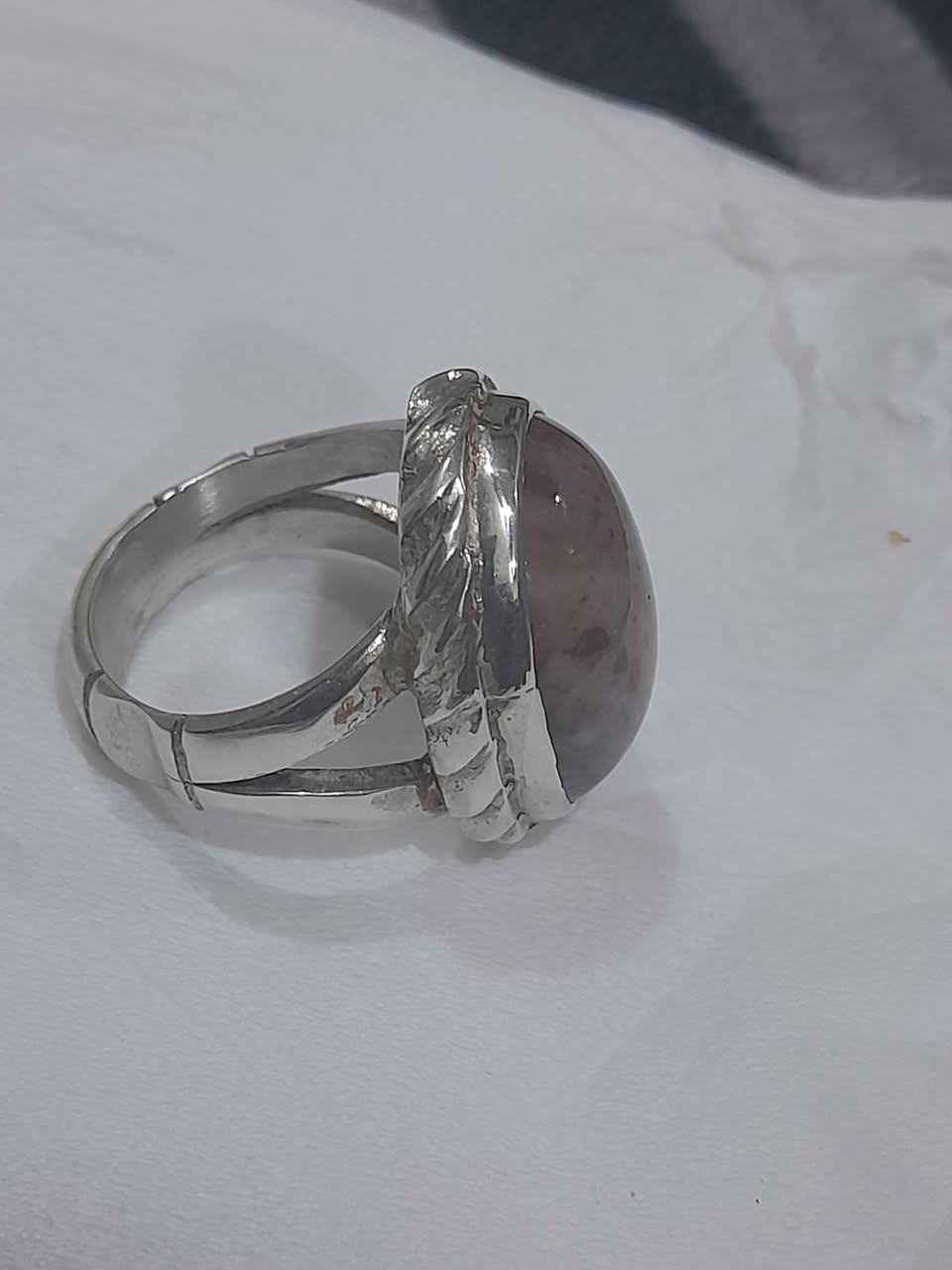 محبس قنداش الحجره ملاكط الصياغه فضه ثقيله القياس و٢١ المحبس ماملبوس هسه جبتا من الصايغ سعره قفل 50 الف الكل تعرف الفضه صاعده


**إذا كنت صاحب هذا الإعلان وتريد حذفه لأي سبب، رجاءا أرسل رسالة إلى الدعم الفني**