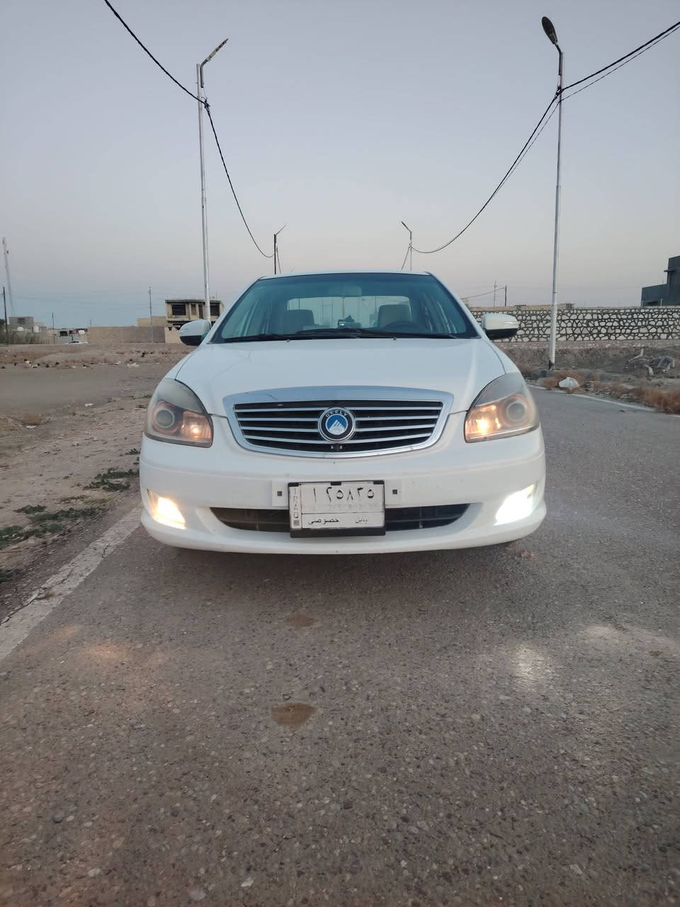 السلام عليكم جيلي موبل موديل ١٢ مكفوله
كير مكينه تخم تاير حدادية سنويه ٢٨
رغم بابل التصال*********** المكان الدوانيه
السعر 67 وبيه مجال
