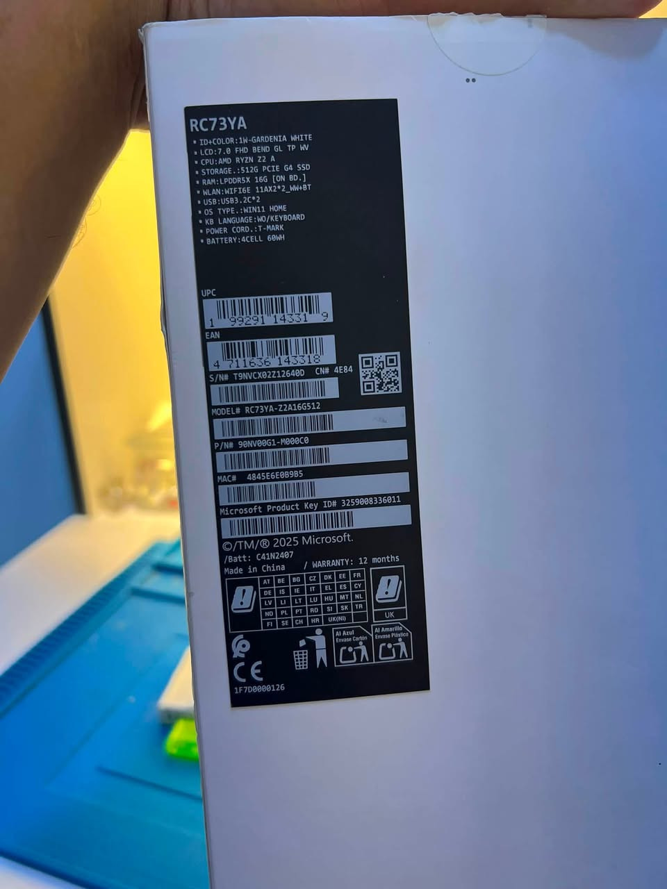 للبيع rog xbox ally 
نسخة 2025 
ذاكرة 512
معالج ryzn z2 A
جهاز نضافة 100‎%‎ 
استخدام بسيط جدا شهر وشوي 
توصيل متوفر السعر 750 الف فقط 
***********
