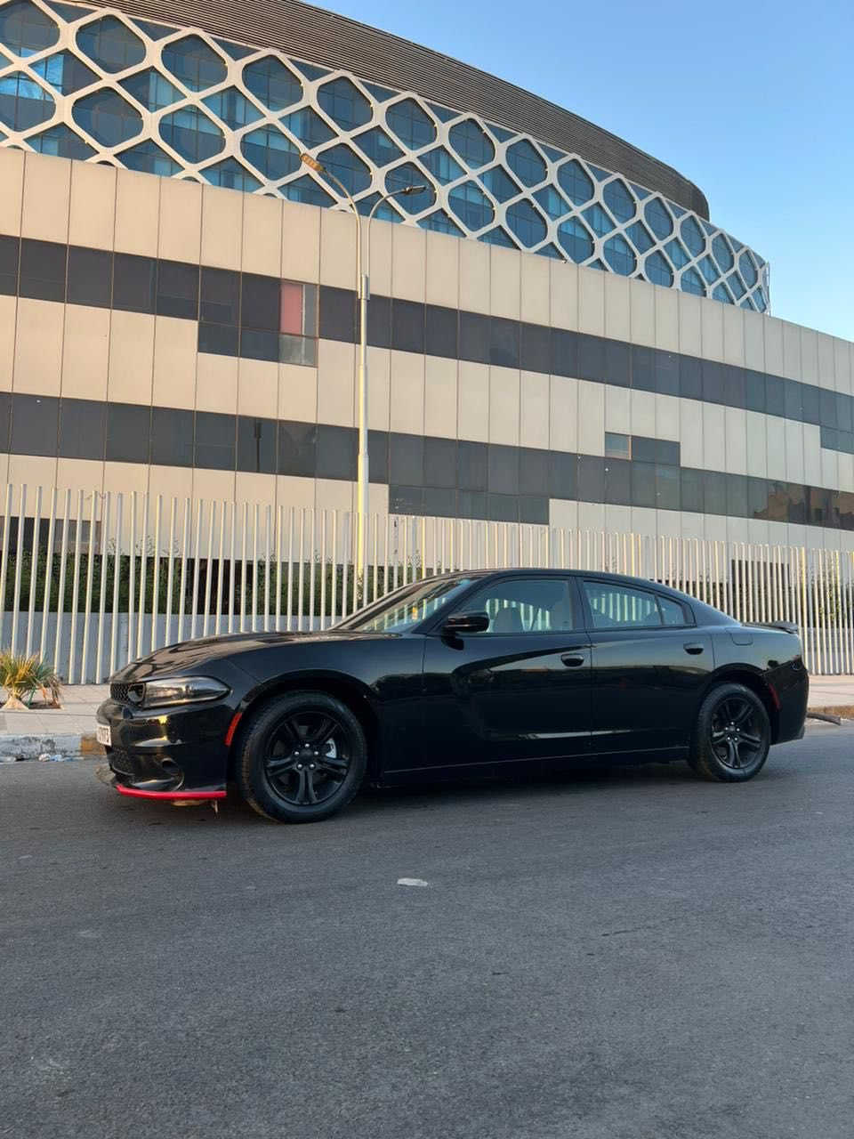 جارجر موديل 2019 sxt
لون اسود 
العداد 100 الف 
المحرك 3600 v6 
فتحت سقف سلايد 
تو ويل 
مقاعد مخمل 
مصابيح اماميه زنون 
بلوجترات زنون 
حساسات 
تشغيل عن بعد 
محدد سرعة 
تلفون بلوتوث
كامرا خلفيه 
دخول ذكي بصمة 
تخم تاير جديد 
حداديه جديده 
سياره جاهزه مابيها اي نقص 
وارد امريكي الحادث كما موضح بل صور  
مكان السيارة الانبار . الرمادي 
السعر 213 وبيها مجال 
للتواصل *********** بي وتساب وماسنجر
