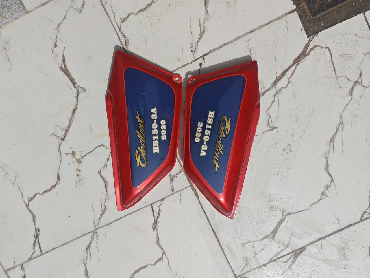 اغراض جونده شوفت عينك اقنع ياله تشتري  ابيعن كلهن 75وبيهم مجال بصيط مع العلم الويل الأمامي بيه عوجه بصيطه من صفحه وحده يعني بلمشي مامبيه واله جوب ميصيره جوبلس وتدللون مكاني نجف كوفه شارع المعمل


**إذا كنت صاحب هذا الإعلان وتريد حذفه لأي سبب، رجاءا أرسل رسالة إلى الدعم الفني**