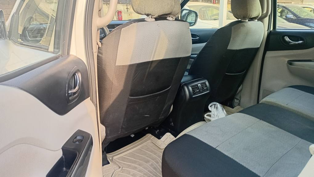 NISSAN..XTERI..2021 ..2.5
نيسان اكستريا.. ٢٠٢١ 
رقم أربيل 
السياره مجهزه رقم هزه سنويه جديد 
#ملاحظة: السياره وارد شركة خليجي 
7 راكب 3 قطع تبريد 
المواصفات:
شاشه وكامير 
حساسات امامي و خلفي 
كشنات جك 
تغليف ارضيه وكشنات 
ليد زينول ليد اتو 
اشاره فى مراه 
باقي المواصفات معرضه بل صور 
#السعر : ٢٣٥ $ 
#الاتصال: *********** _ *********** 
#العنوان: الموصل _ الحمدانية معرض نجيب اوفي للسيارات الحمدانية, نينوى
