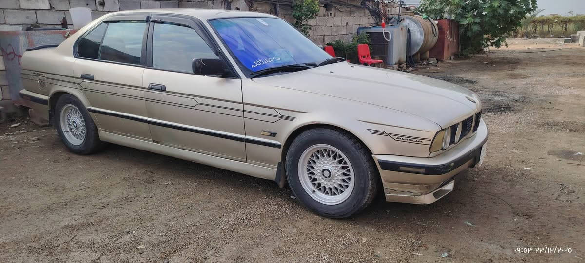 السلام عليكم بي ام 525 محرك مفتوح كير وتو مشروع وطني ل٢٧ رقم نينوى اربع تايرات جدد تبريد تدفئه محرك لاتنقيص ولا تبخير صدر خلفي جديد جاهزه مكان صلاح الدين سعرها ٥٠ وبيها مجال حك الجيه


**إذا كنت صاحب هذا الإعلان وتريد حذفه لأي سبب، رجاءا أرسل رسالة إلى الدعم الفني**