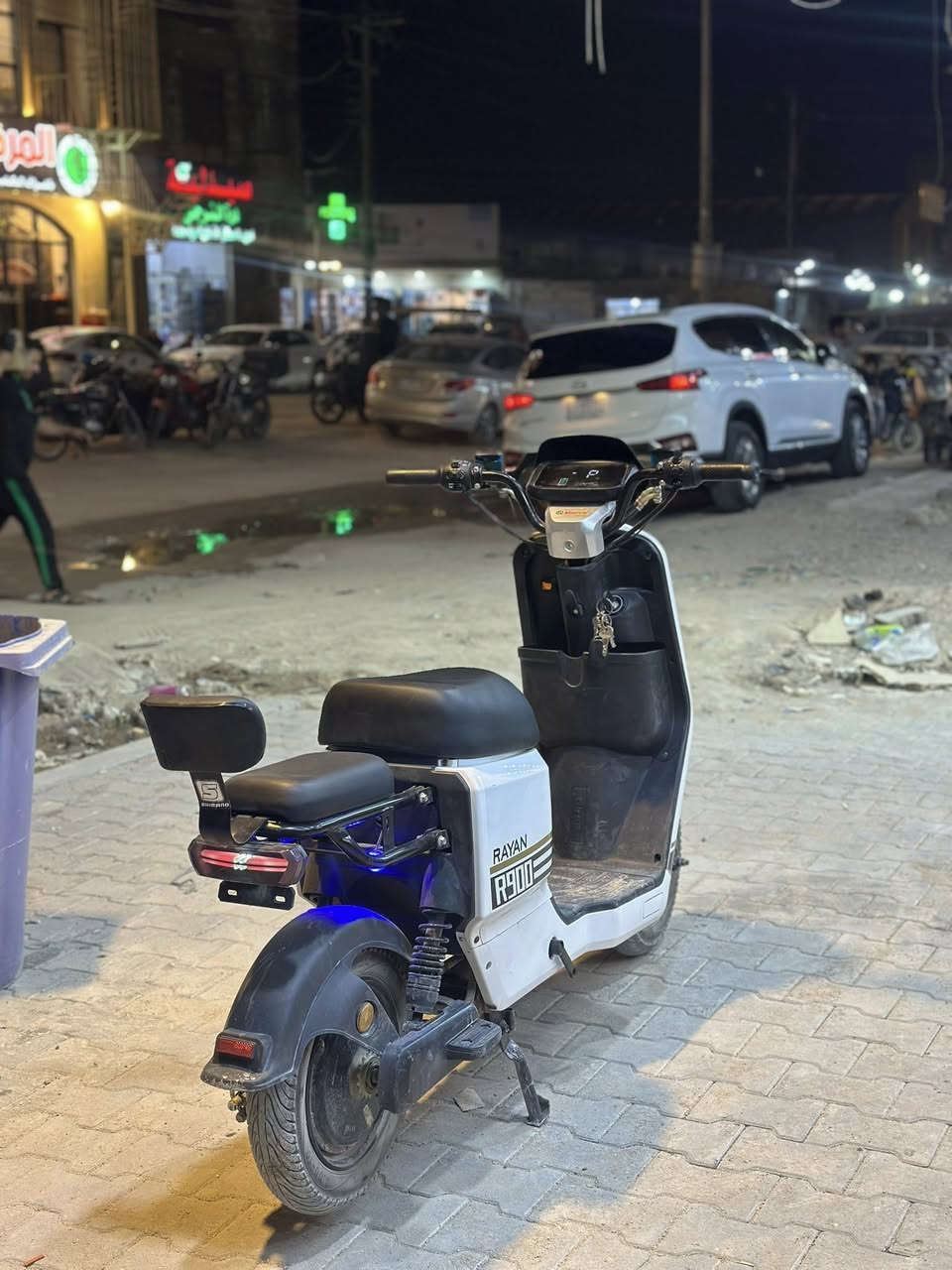 السلام عليكم دراجة R900ريان دراجة جديده كلش ما بيها نقص ونضيفه حجم البطاريات 32 مسخدم شهر واحد فقط السعر 580الف وبيها مجال للشراي 
***********
