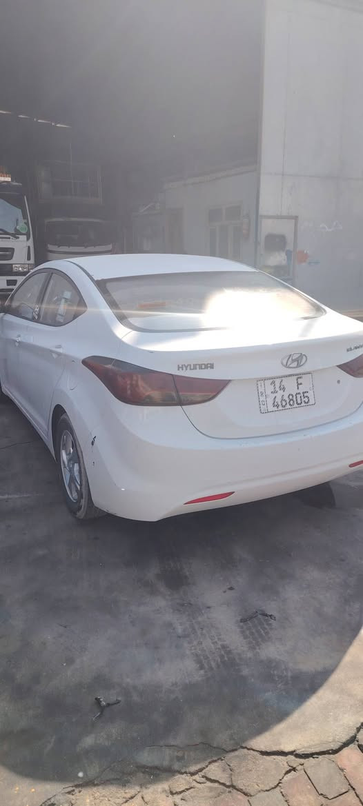 سلام عليكم النترا للبيع 2012  خليجي مكينه 1800 مكفوله من التبديل والصبغ بسمي الاتصال ***********
