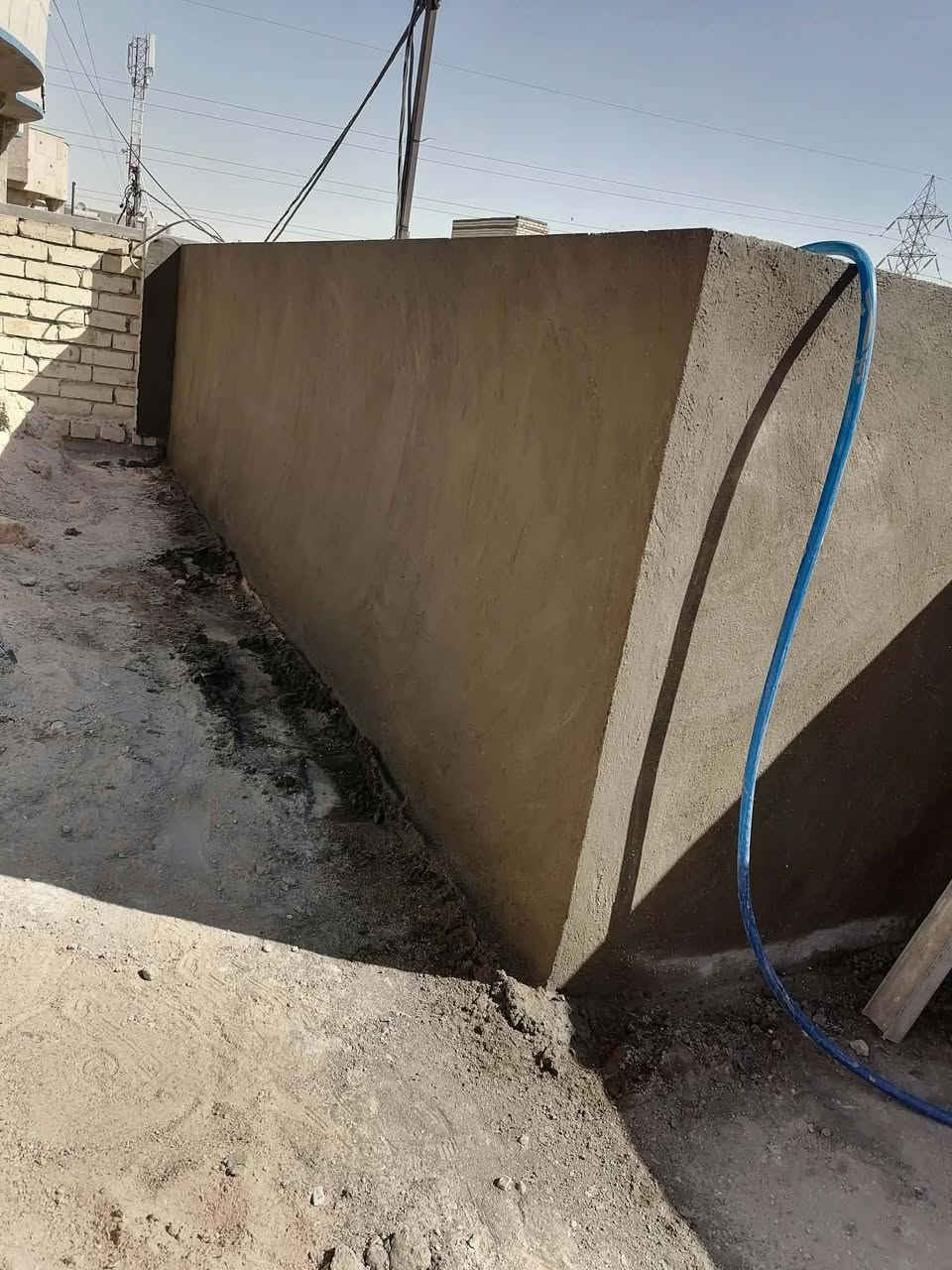 سلام عليكم خلفه لبخ ونثر واجهات متفرغ حاليا مكاني بغداد
*********** واتساب
