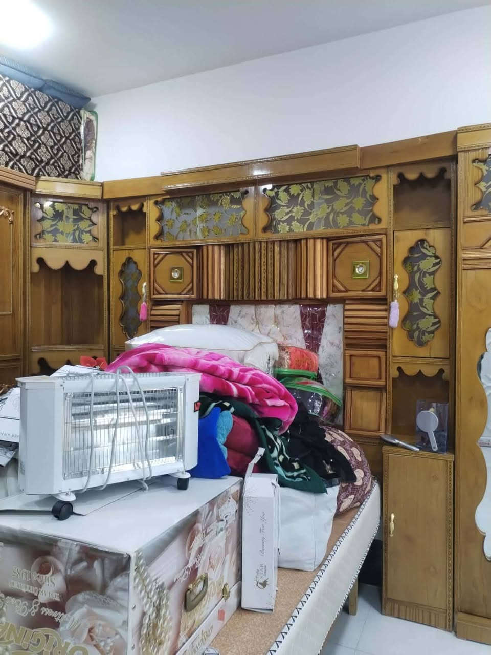 للبيع غرفة نوم عراقي جديده استخدام شهر فقط السعر مليون ونص وبيها مجال بسيط مكانها الرمادي السبعه كيلو الشراي فقط يراسلني ويدلل وشعدكم للبيع دزولي ابيعه الكم مقابل عموله والرزق على الله متابعه للحساب فضلاً وليس أمراً @إشارة


**إذا كنت صاحب هذا الإعلان وتريد حذفه لأي سبب، رجاءا أرسل رسالة إلى الدعم الفني**