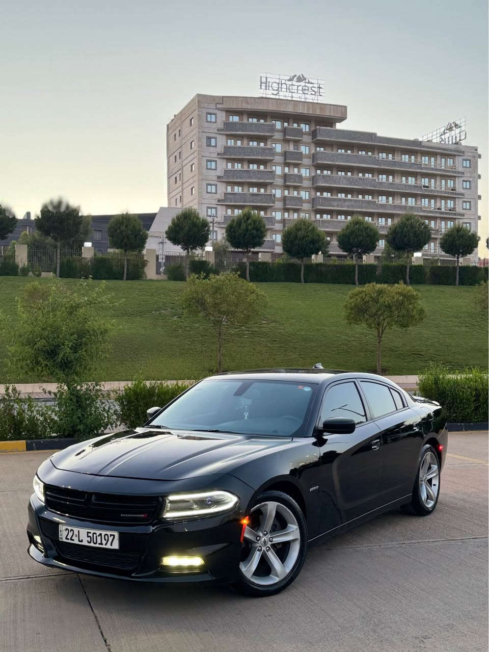 Dodge charger RT 2017
5.7 hemi 

***********

شاشه كبير
كشنات تدفئة 
بصمه
تشغيل عن بعد 
تحكمات ستيرن
تحديد سرعه
شفتات بستيرن
باقي مواصفات معروفه 
سياره دخلت كلين
بيها شبرين كارت ببنيد
بدون دواخل و ارباك
محرك مامفتوح
بسمي
مكاني السليمانيه
سعر196 مجال السليمانية, العراق
