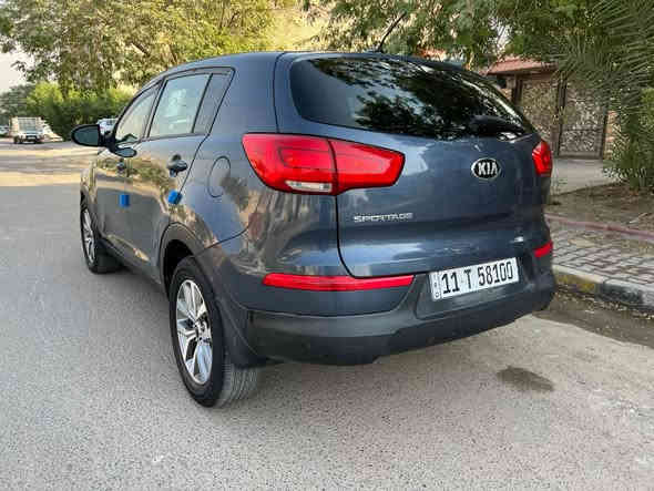 السلام عليكم كياسبورتج 2016 رقم بغداد سياره جديده بمعنه الكلمه محرك وكير مكفولات تبريد تتدفه صدر جديد استخدام شخصي الموصفات
محرك 240"
كآمره شاشه
حساس
تحكم ستيرن
مانع تزحلق
منظومه زنون
سياره نضيفه حيل وناعمه السعر ١٣٣ مجال بسيط للستفسار.   ***********
