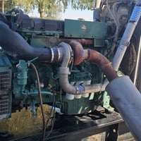 فالفو دي ١٦ حجم ٤١اوربي مكفول ابشط الحمل قطعتين موجود نضافه فول ٦٠٠ك ا...