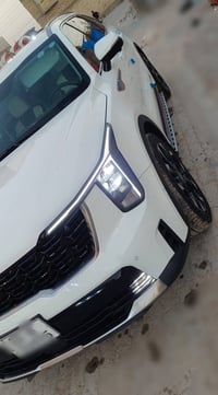 سورنتو ٢٠٢٤ • ماشيه ٣٤ ألف • محرك ٦ سلندر
