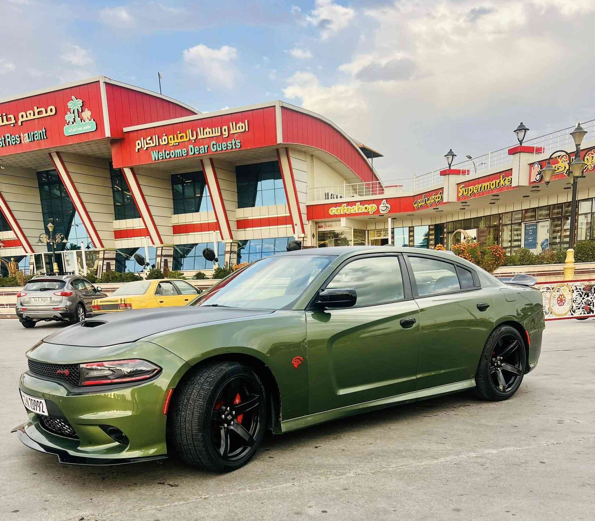 السلام عليكم 

جارجر 2018 اصل 

RT 5700
كزوز بلادي 
رقم بغداد بسمي تحويل مباشر
سياره بدون حادث 4 قطع سرقه وقطعه رش فقط 
بدون ايرباك سياره جديده ومتعوب عليه كلش 
مكانه بابل 
السعر 196 وبيه مجال 
***********
***********
