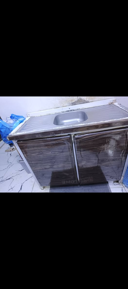 سنك متر سعر 40 مكان ناصريه مدينه .         ***********
