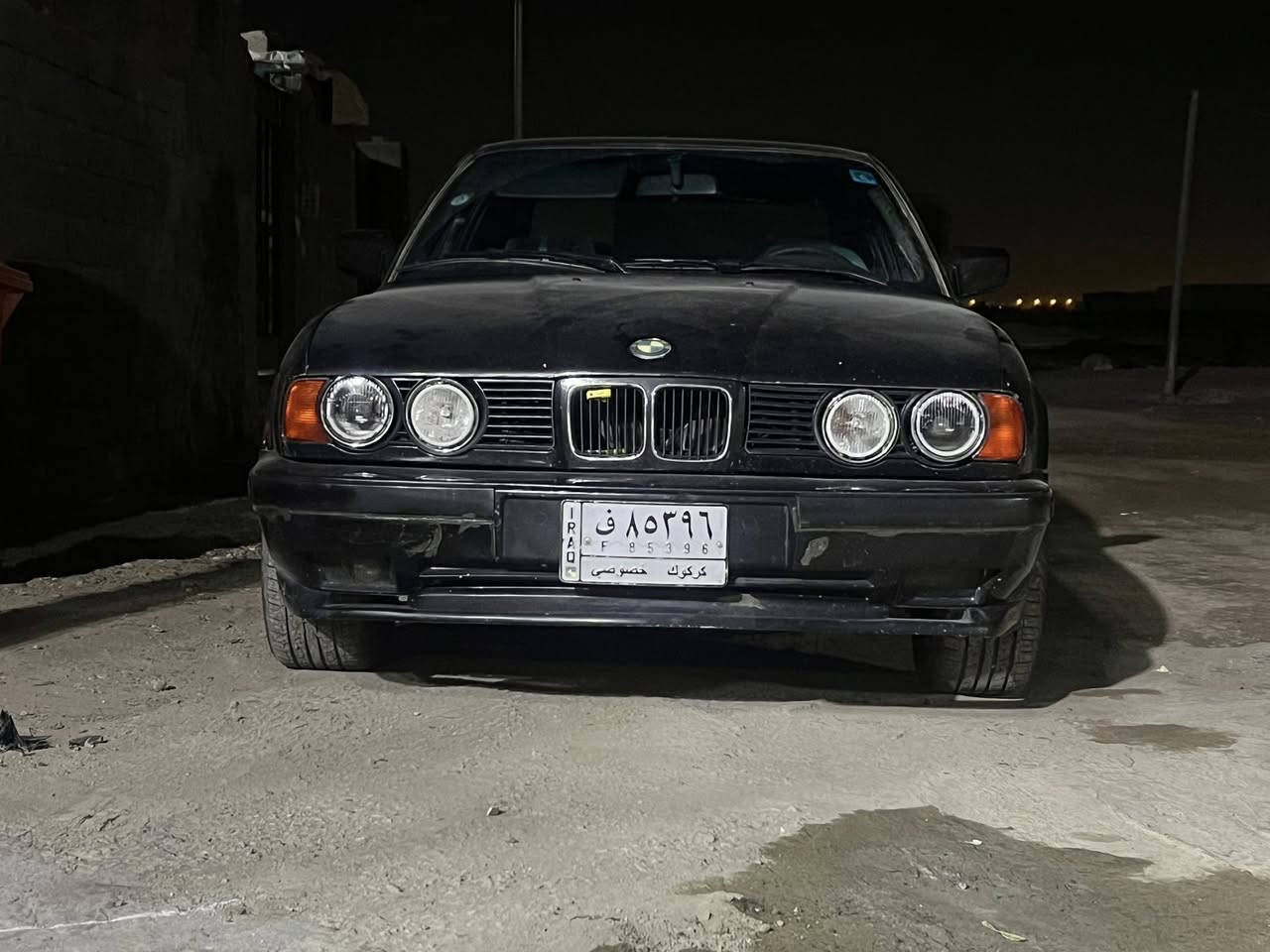 السلام عليكم
للبيع BMW

 : BMW 525i موديل 1990

 • محرك: 6 سلندر M50 بحالة جيدة

 • كير: (أوتوماتيك/) — []

….         حساسات رجوع خلفي

              كامره خلفي

 • تبريد: (شغّال/ويه لسويج)

 • كهربائيات: ضفيره كله مرتبه]

 • الداخل: نظيف ومابي اي غلطه

 • الأوراق: كاملة / تحويل فوري سنويه باسمي رقم كركوك

مكان السياره فلوجه

💵السعر: [٦٥ ]ورقه

📞للاستفسارات ***********
