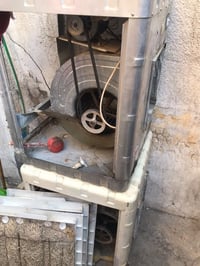 مبردات 2 مستعملة نظيفة للبيع في بغداد البلديات  شغالة و تاخذها ع فحص ا...
