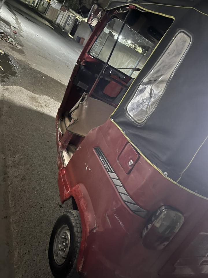 السلام عليكم تكتك للبيع مستعجل السعر ١٨٠٠ وبيها مجال 
العنوان بغداد التاجي موديل ١٩اواق اصولي مكينة مكفولة جديدة 

***********
