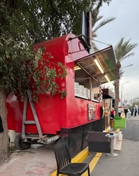 عربة مطعم متنقلة • شاصي أمريكي • عازل حجري