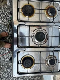 للبيع طباخ ٥ عيون بدون فرن السعر ٤٥الف للتواصل ٠٧٧٤٥٥٥٦١٥٥