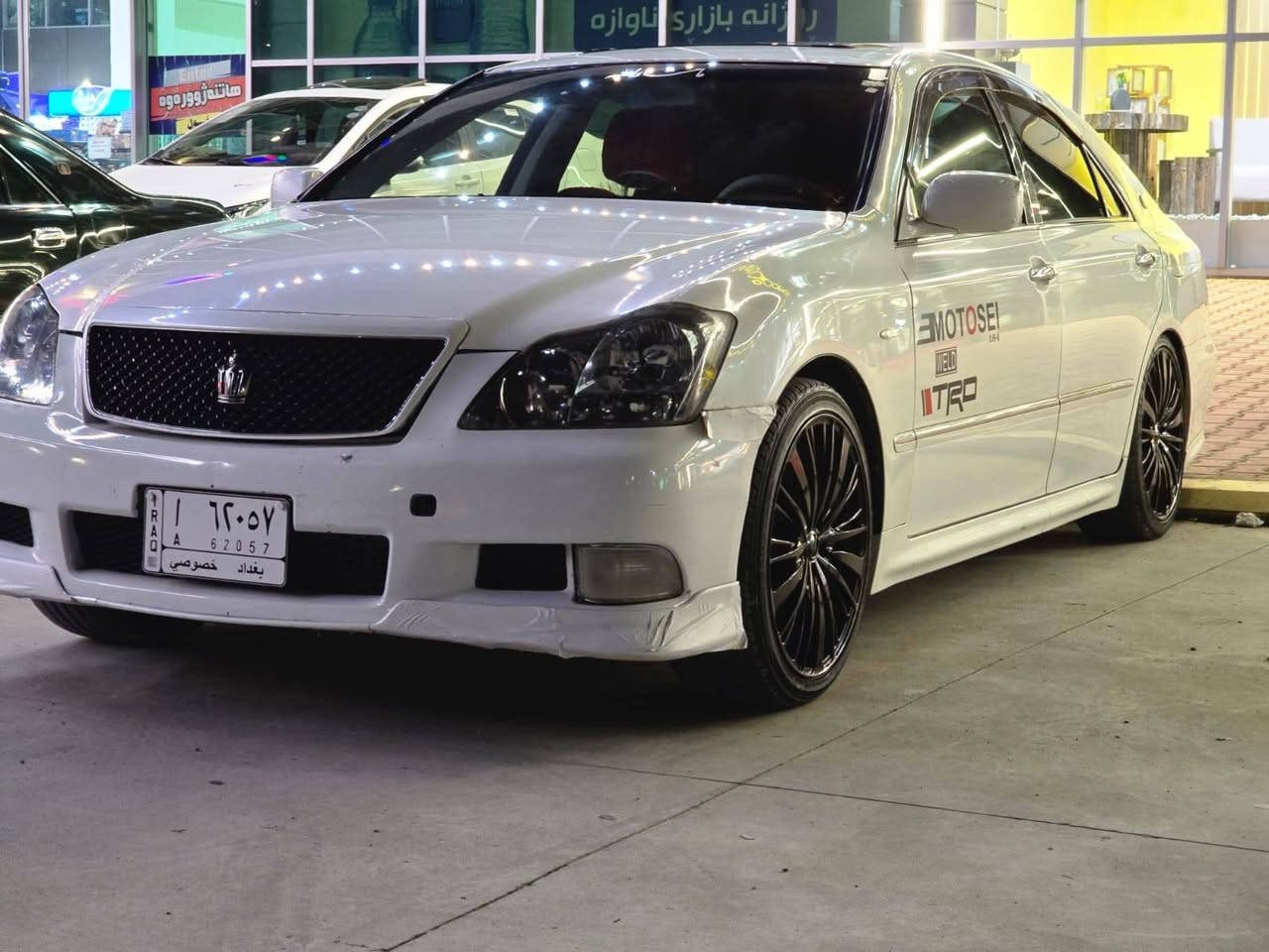 شاهینە مۆدیل ٢٠٠٥ بڕاوەی ١٨٢  کۆد کراو 
گێڕ و مەکینە گەورە 
شاشە و کامێرا
ئاوێنە شەفتو کارەبا
کوشن کارەبا 
سوکان کارەبا 
دەعامی ٢٠٠٧
سەیارەکە بیلاد سپۆرتە 
کامل کامل مەسروف کراوە 
تەبریدی سارد و گەرمی لەسەر سویچ
هاند برێک بەستراوە
ناورەشی ساج سوور
پێنج بەسمە
لایت ناوچەی کوێر 
تەقەو رەقەی بەشەرت
بۆ نرخ و زانیاری زیاتر 
***********
***********
