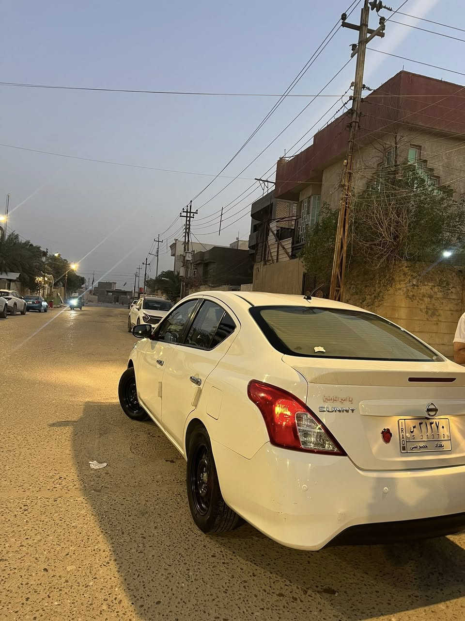 السلام عليكم
نيسان سني 2023 مصري 

 اقساط استقطاع مباشر رقم بغداد  التسديد مستمر .. وكاله عامه 

السياره كفاله عامه 
 جاهزه م بيها نقص 
ماشيه 110 الف 

السعر 107 وبيها مجال قليل 
اتصل وتدلل
***********
