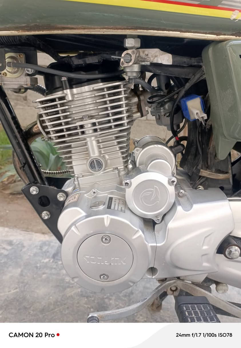 سلام عليكم سيفان مديل 2025 محرك 200ccدراجة جديدة لون زيتوني كير مكينة بلادي ممفتوح نعومة فول كهربائيات كاملة دشبول تاب شغال دراجة جديدة اوراق كارتوني مكاني ديالى بعقوبة قرب جسر خرنابات 
*********** شراي تصل ودلل سعرهة 740وبيهة مجال حك لجية
